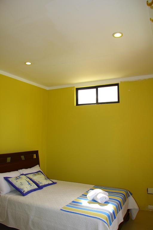 Hostal Duncan 푸에르토아요라 외부 사진