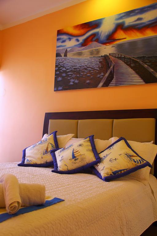 Hostal Duncan 푸에르토아요라 외부 사진