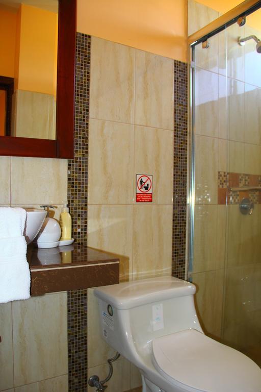 Hostal Duncan 푸에르토아요라 외부 사진